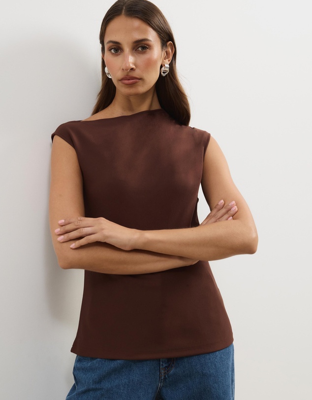 Atmos&Here - Amaris High Neckline Ponte Structured Top