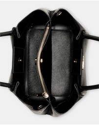 GUESS - Amorette Girlfriend Satchel