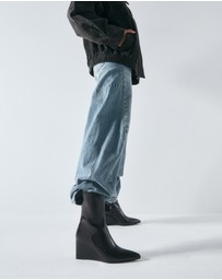 Therapy - Saviour Wedge Boots