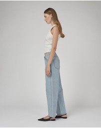 DRICOPER DENIM - Chloe Mid Rise Barrel Jeans
