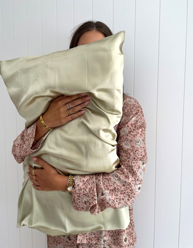 SILK MAGNOLIA - Pure Silk Pillowcase