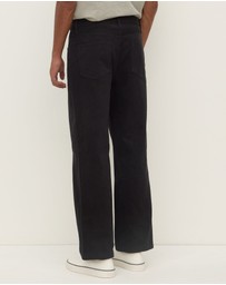 Assembly Label - Relaxed Jeans