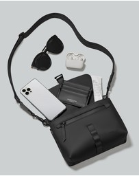 Gaston Luga - Spläsh - Crossbody Waterproof Shoulder Carry Bag