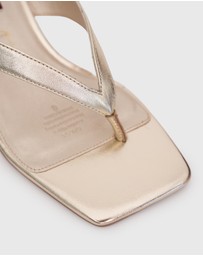 Betts - Salsa Leather Thong Mule Sandals