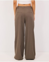 Calli - Joshua Tuck Pants
