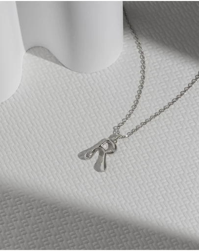 Wanderlust + Co - Alphabet Bubble Silver Necklace - Letter R