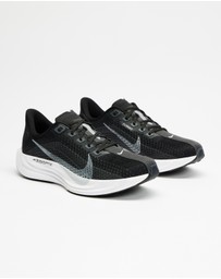 Nike - Pegasus Plus - Women's