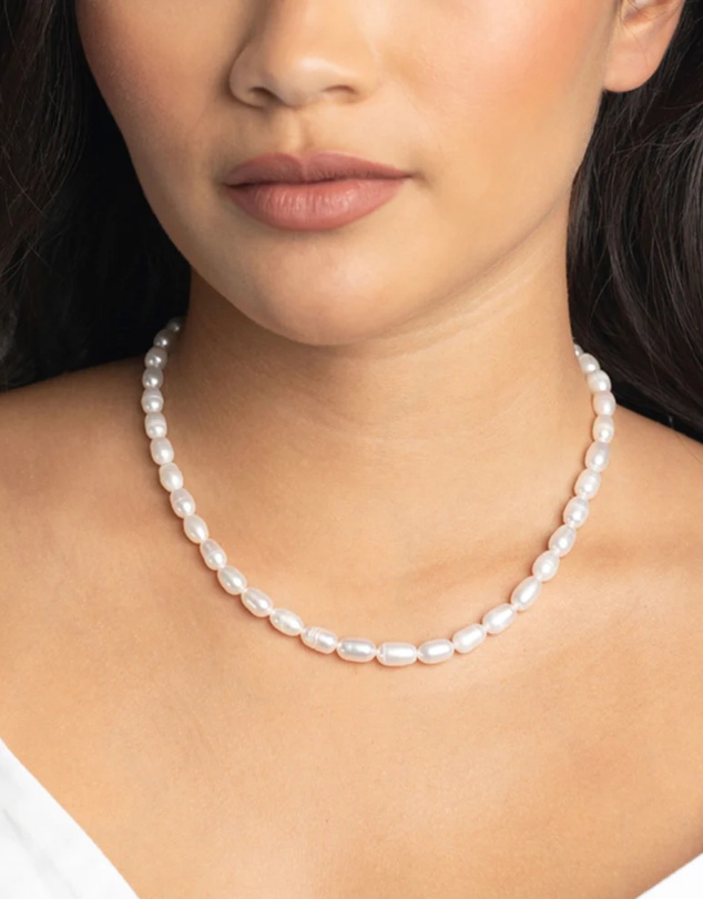 Lovisa - Gold Plated Necklace with Freshwater Pearls