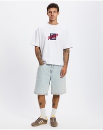 X-Large - Trademark Gorilla Fit Tee