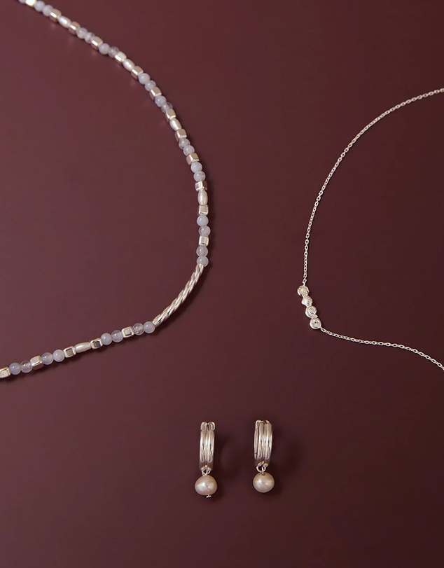 Kirstin Ash - Solace Pearl Hoops