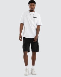 Nena & Pasadena - Heart Box Fit Scoop Tee