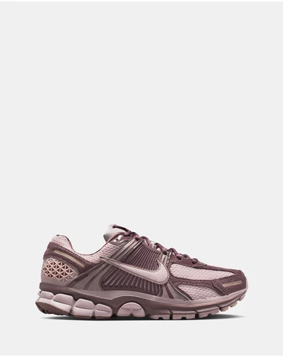 Nike - Zoom Vomero 5 - Women's