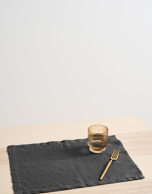 Linen House - Nimes Pure Linen Placemat