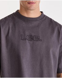 Lee - Applique Boxcut Tee