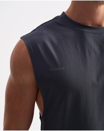 TEAMM8 - Strike Box Muscle Tank