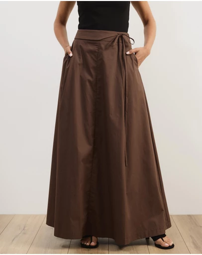 Atmos&Here - Tova Belt Detail Maxi Skirt