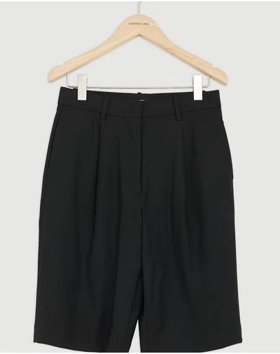 Revibe - Repaired Assembly Label Wool Womens Shorts