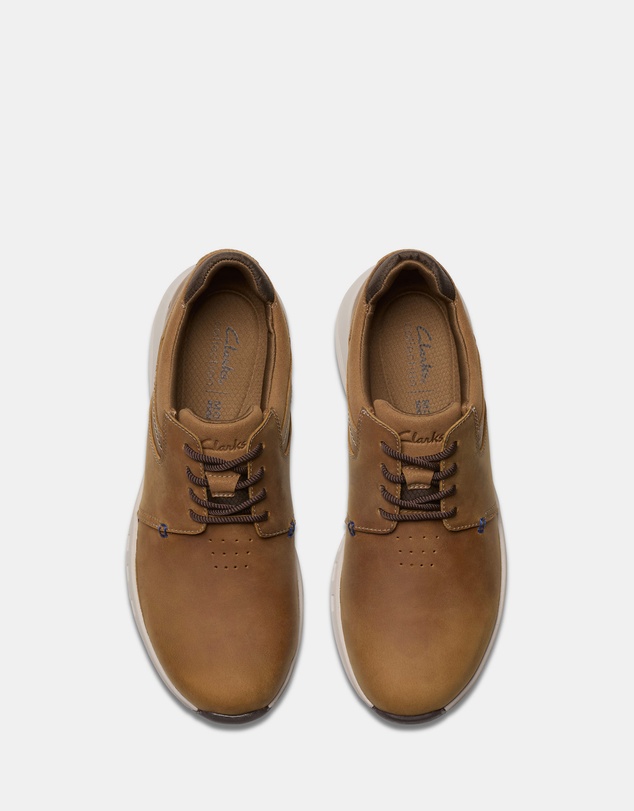 Clarks - Motion Trek PT Dark Tan