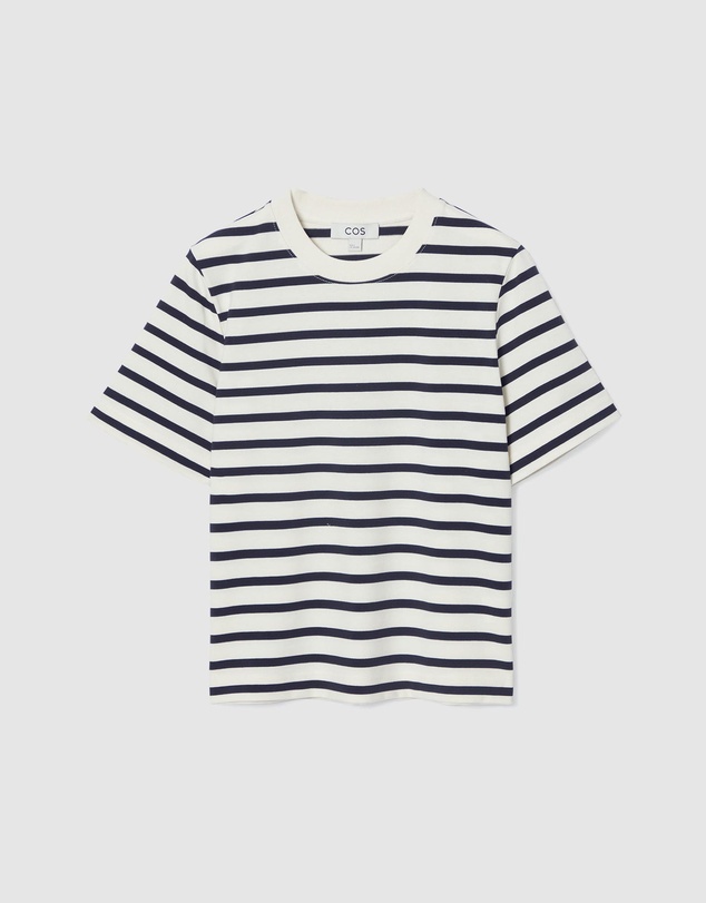 COS - Clean Cut T-Shirt