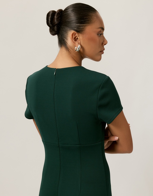 Tussah - London Crepe Midi Dress
