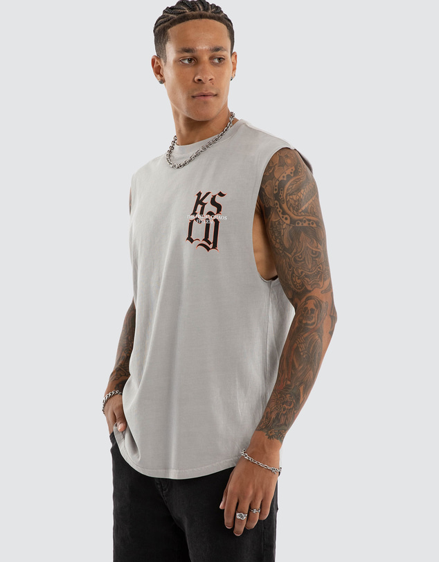 Kiss Chacey - Beckons Dual Curved Muscle