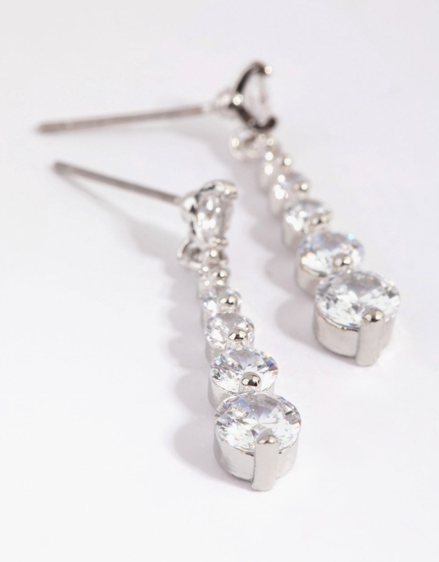 Lovisa - Small Graduated Crystal Drop Earrings
