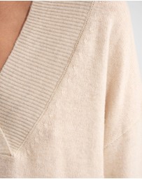 Oxford - Camille V-Neck Wool Blend Knit
