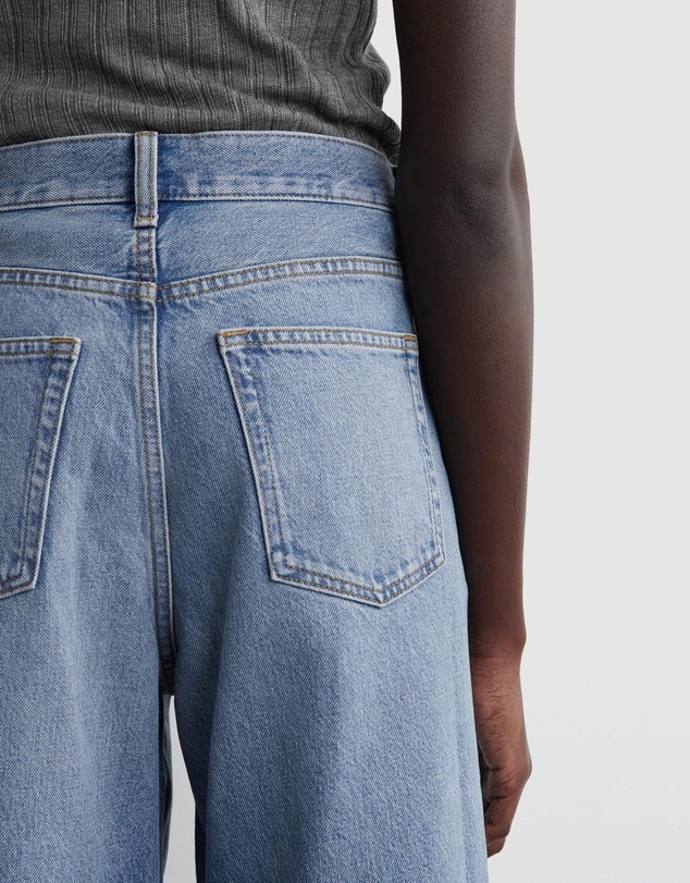 COS - Arch Tapered Jeans