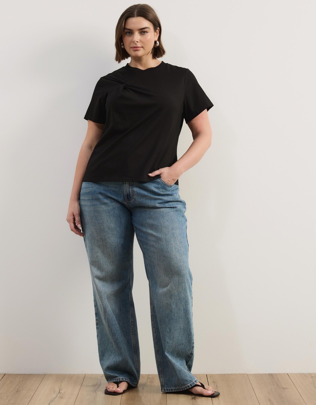 Atmos&Here Curvy - Lorrie Twist Shoulder T-Shirt