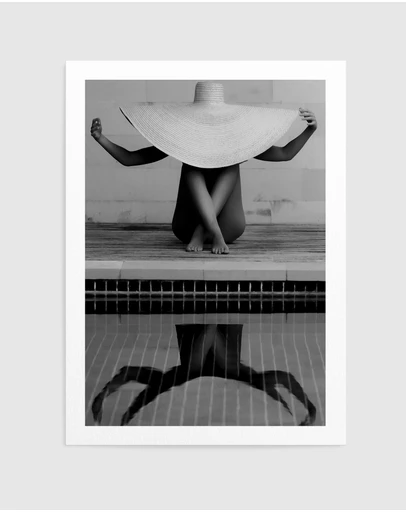 Olive et Oriel - In Balance by Mario Stefanelli Art Print