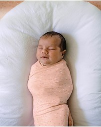 Kynd Baby - Large Stretchy Swaddle in Pink Heart