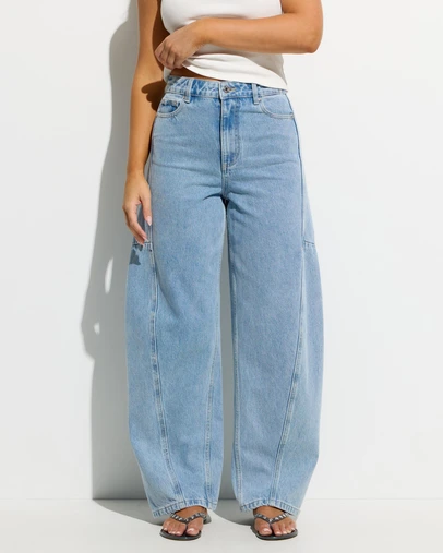 Dazie - Austin High Barrel Jeans