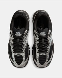 Nike - Air Max Moto 2K - Women's