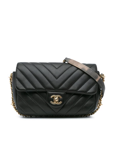 Pre-Loved by Azura Reborn - Pre-Loved chanel Chanel 19 Crossbody Quilted Lambskin