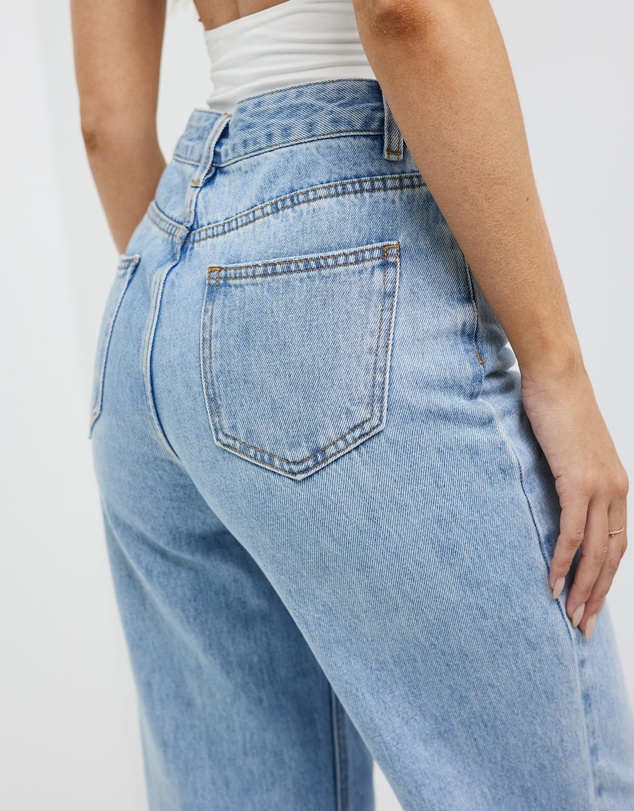 Dazie - Street Style Straight Leg Denim Jeans