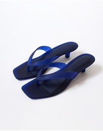 Senso - Sonya