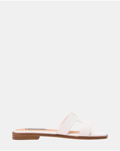 HAILEYY WHITE