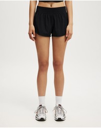 Cotton On Body Active - Active Curve Hem Short