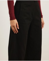 Atmos&Here - Elena Barrel Leg Pants