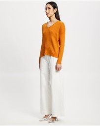 Lindsay Nicholas New York - V-Neck Cable Sweater