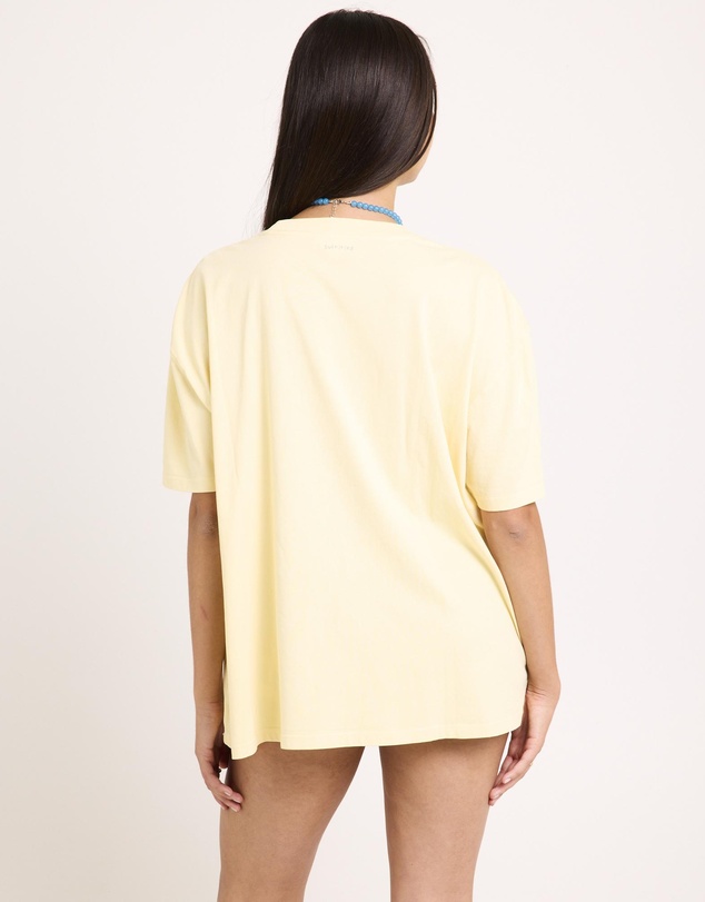 Subtitled - Sizzli'N Hot Oversized T-Shirt