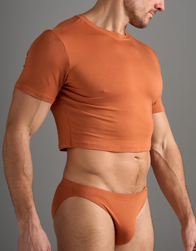 TEAMM8 - Body Bamboo Crop Tee