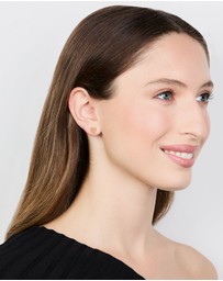 Lovisa - Kids Gold Plated Surgical Steel Heart Flat Back Earrings
