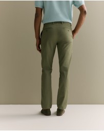Trenery - Regular Fit Chino Pant in Hunter Green