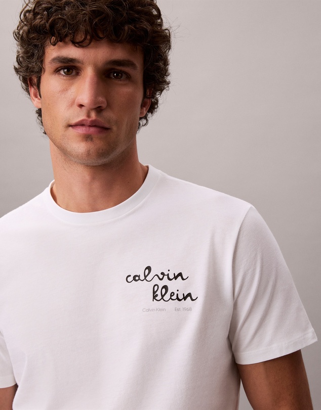 Calvin Klein Jeans - Bold Script Logo Graphic Classic T-Shirt