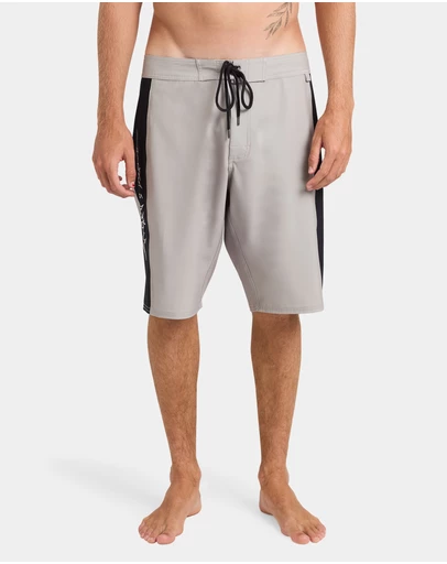 RVCA - Mens Symmetry 22