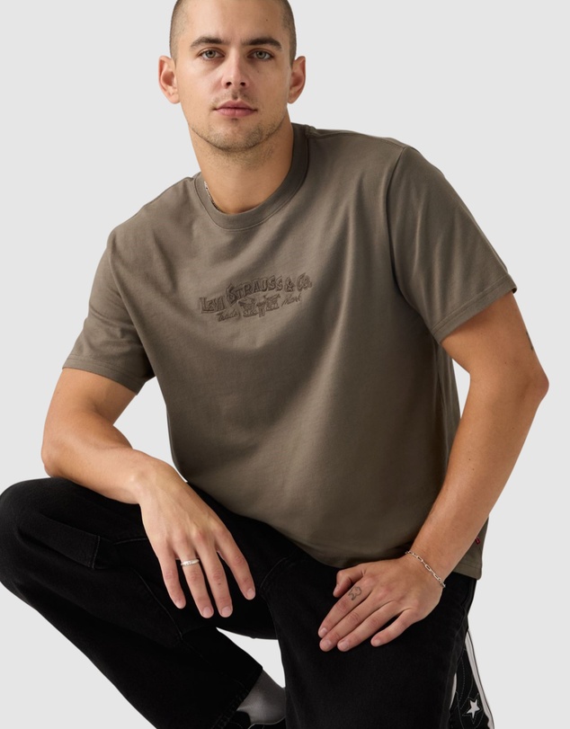Levi's - Relaxed Short-Sleeve Graphic T-Shirt
