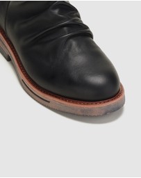 Rollie - Sidezip Rise Boot