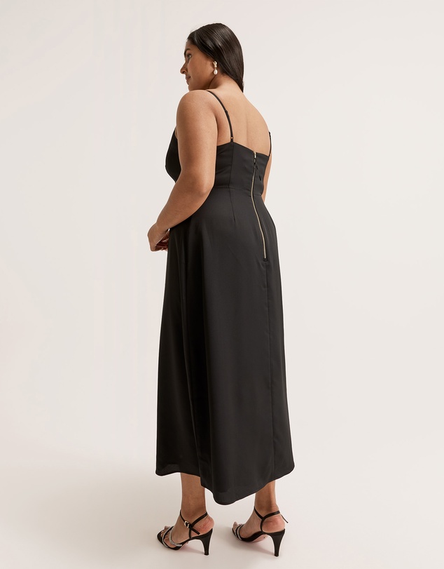 Review - Montreal Slip Dress