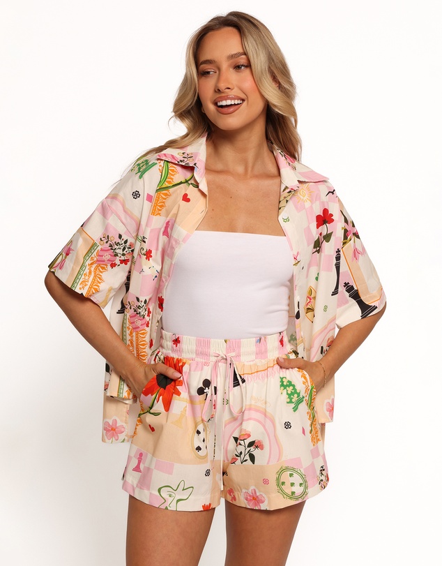 Petal & Pup - James Short - Floral